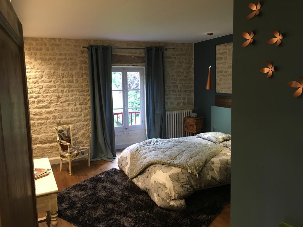Vila Moulin De Coupigny Fontenille-Saint-Martin-d'Entraigues Exteriér fotografie
